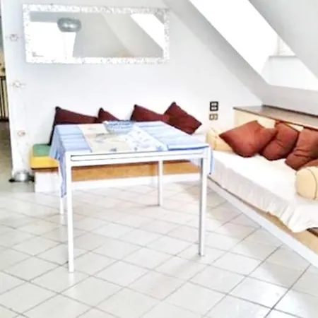 Elegant With Sea View In 60 M² Apartment *