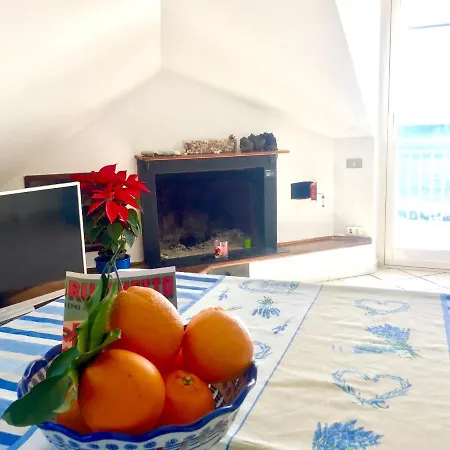 Elegant With Sea View In 60 M² Apartment *